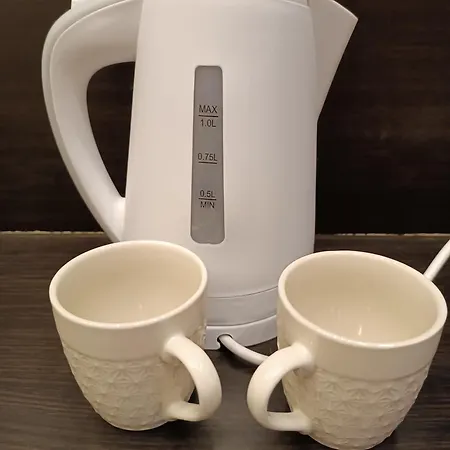 M Park アパート Ni